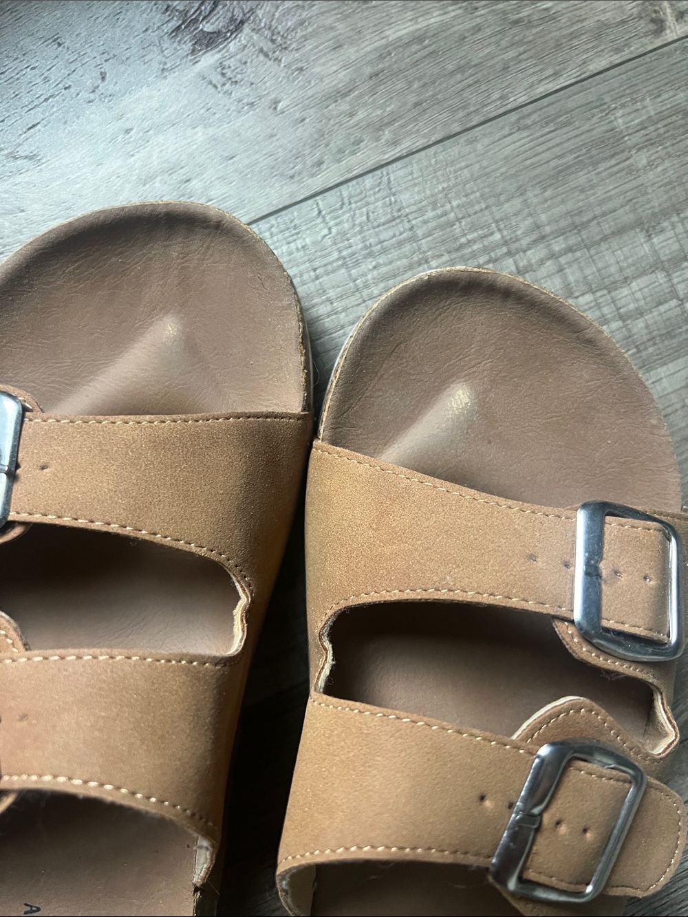 Sandals - Picture 6 of 6